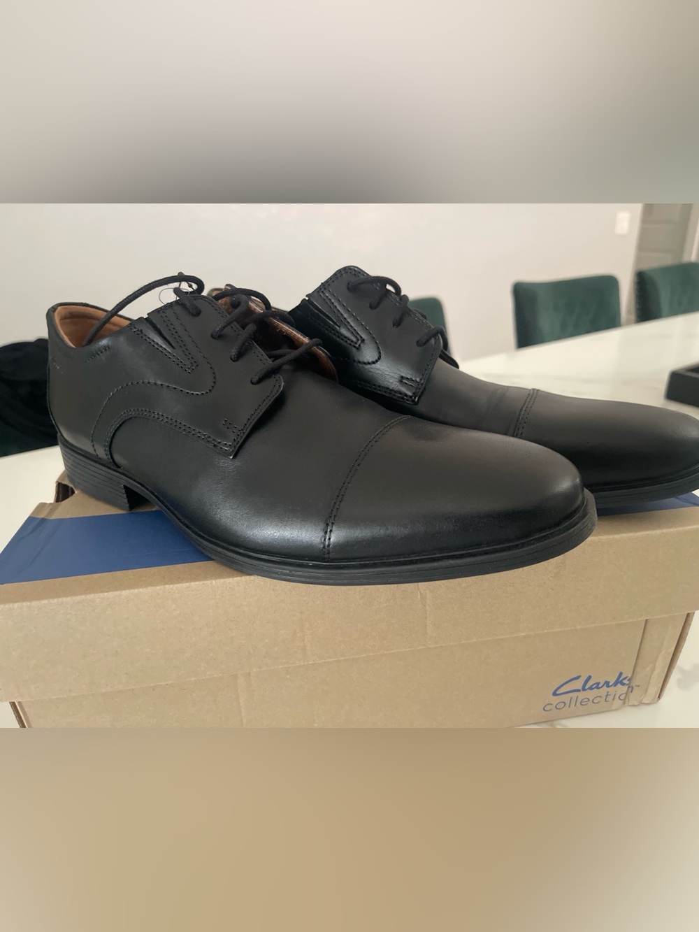 Clarks whiffon cap black leather lace up oxfords 11.5